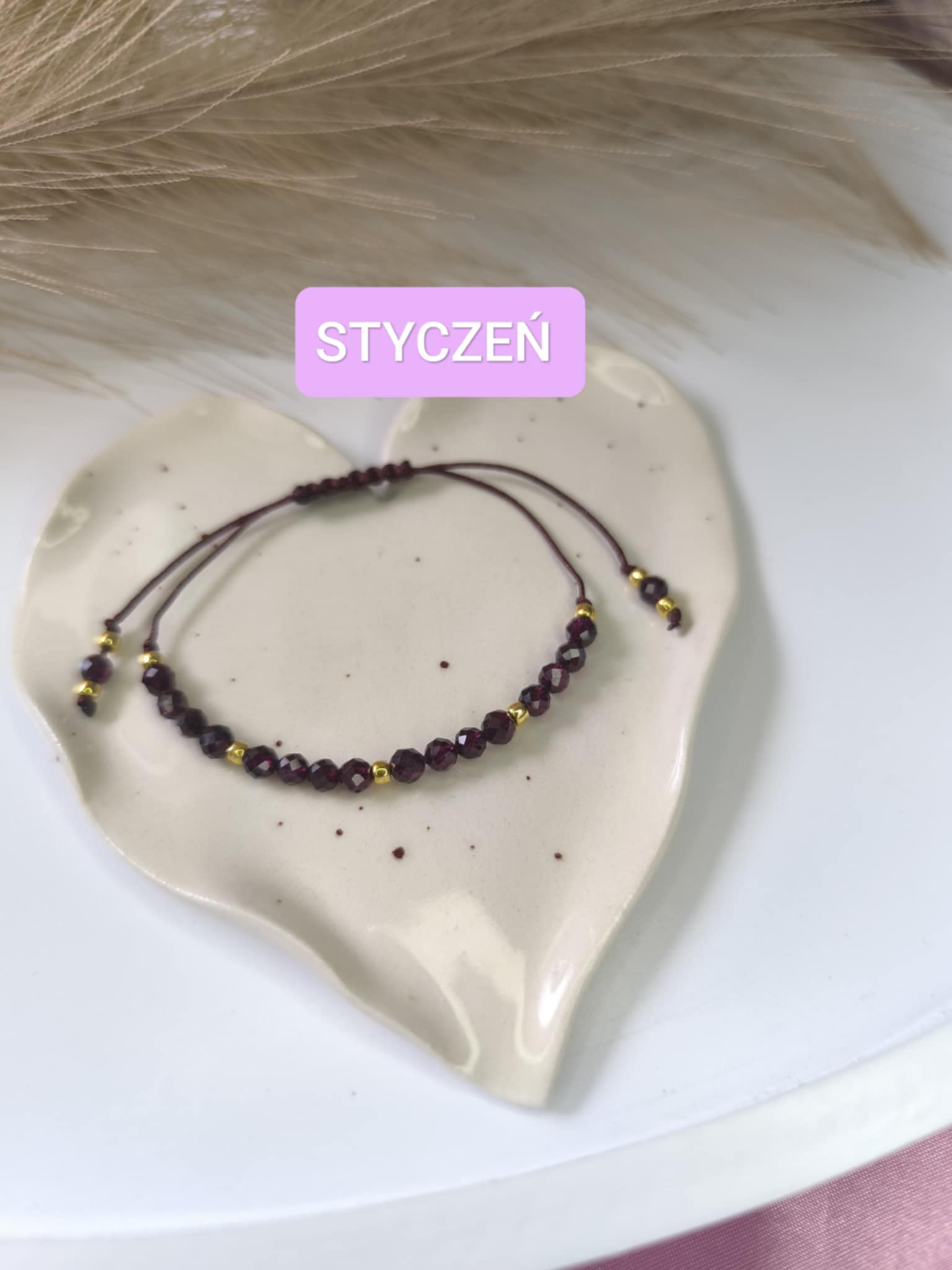 Bransoletki Szczęścia z kamieniami przypisanymi do danego miesiąca urodzenia