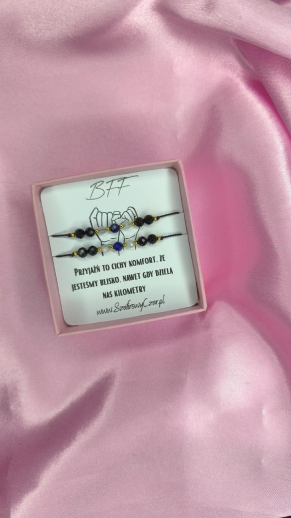 Bransoletki BFF z kamieni naturalnych na niciach jedwabnych
