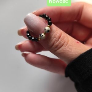 Pierścionek elastyczny na nici elastycznej