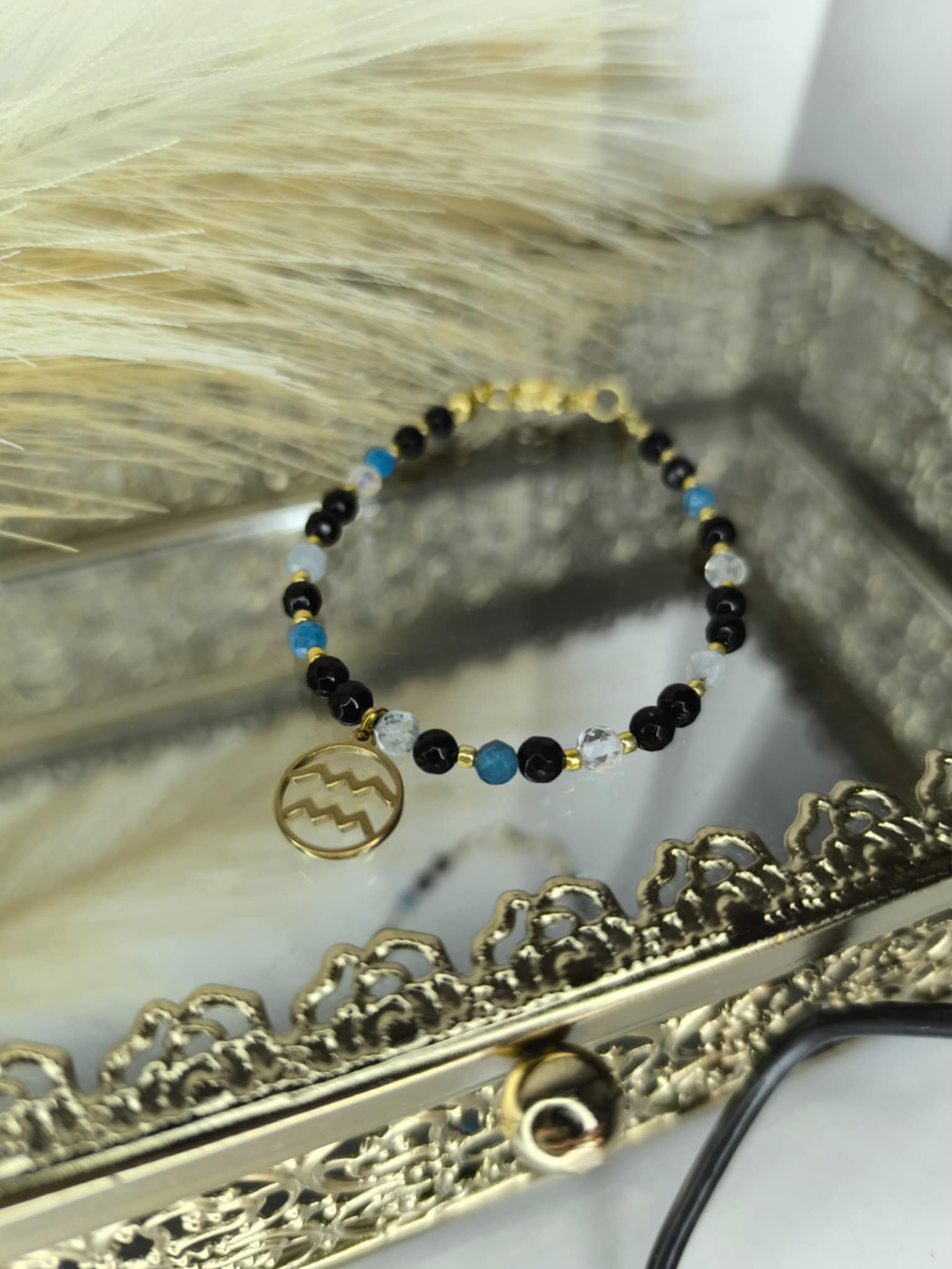 Bransoletka zodiakalna wodnik z kamieni naturalnych